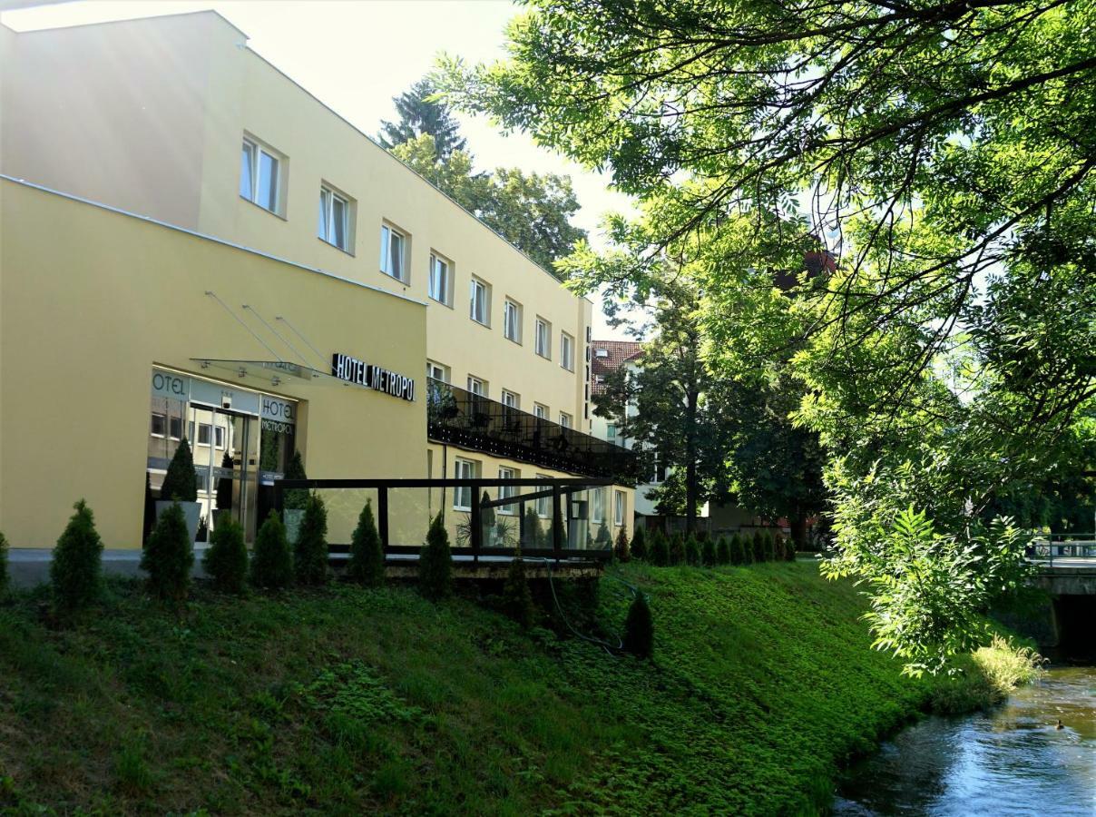 Hotel Metropol Cb Ческе-Будеёвице Экстерьер фото